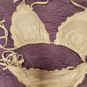 Luli fama bikini gold